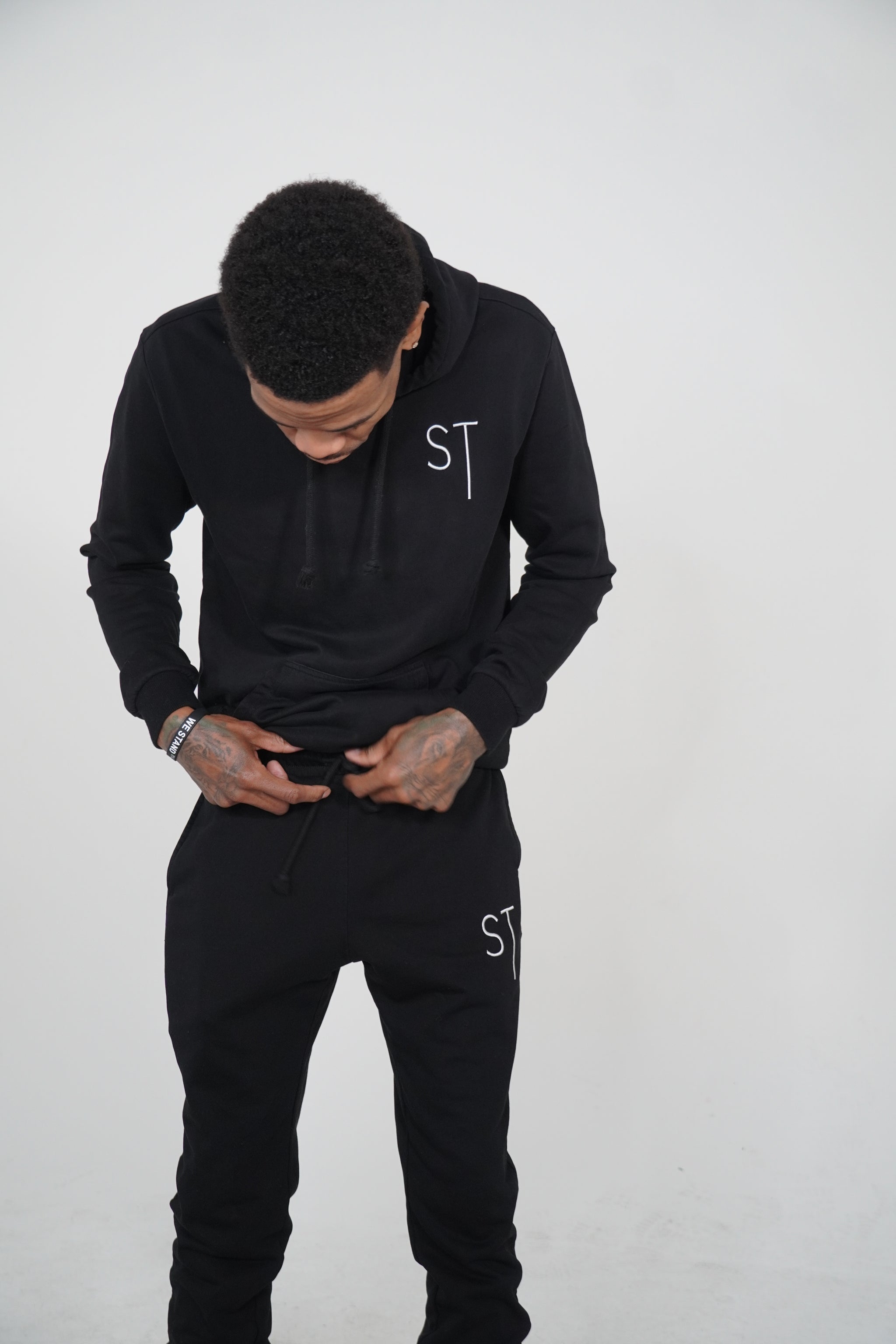 Tracksuit (BLACK/WHITE)